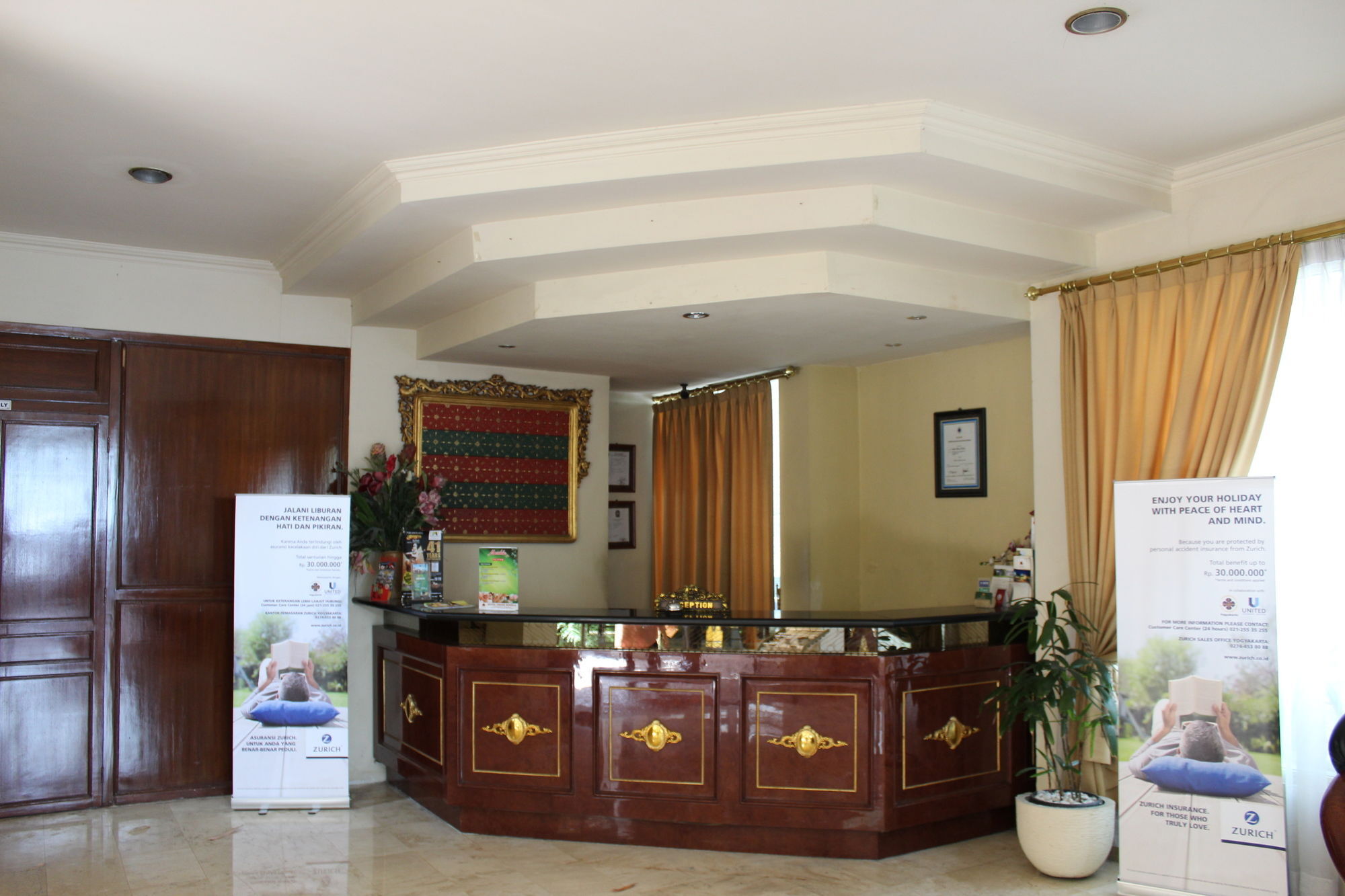 Hotel Indah Palace Джокьякарта Экстерьер фото