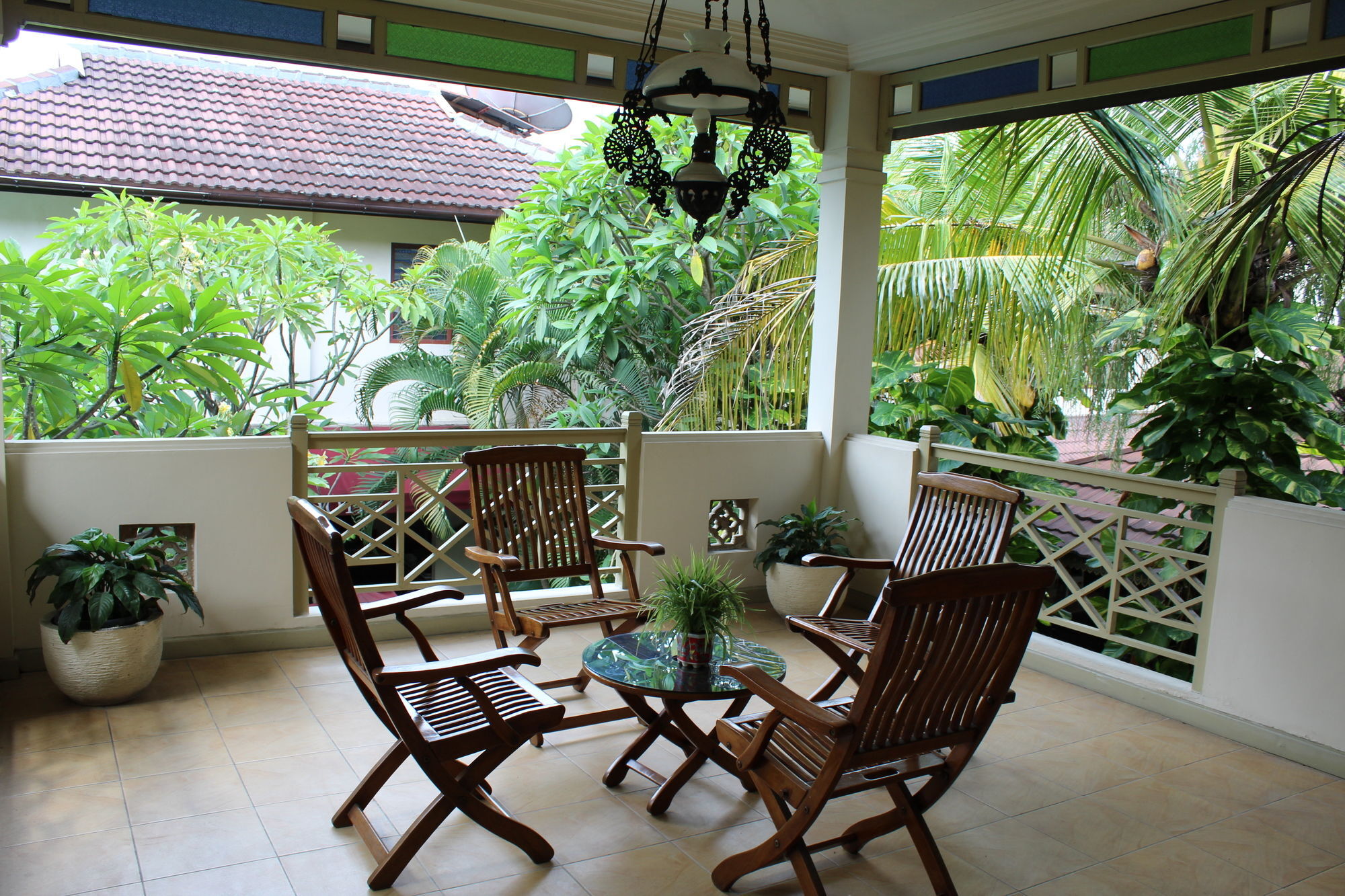 Hotel Indah Palace Джокьякарта Экстерьер фото